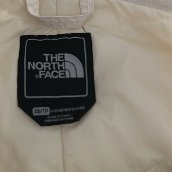 The North Face ski/snowboard pants. - Picture 7 of 9